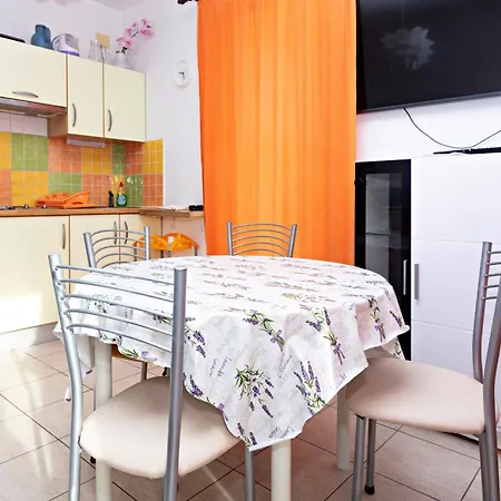 דירה With Parking Space Solaris, - 23541