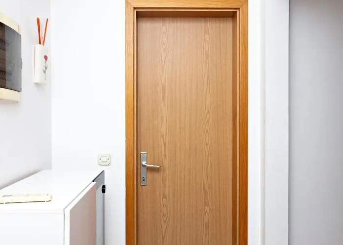 Apartment With Parking Space Solaris, - 23541 Sibenik